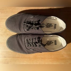 Vans Authentic Wide size 11.5 mens